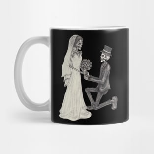 Skeletons lovers couple wedding. Mug